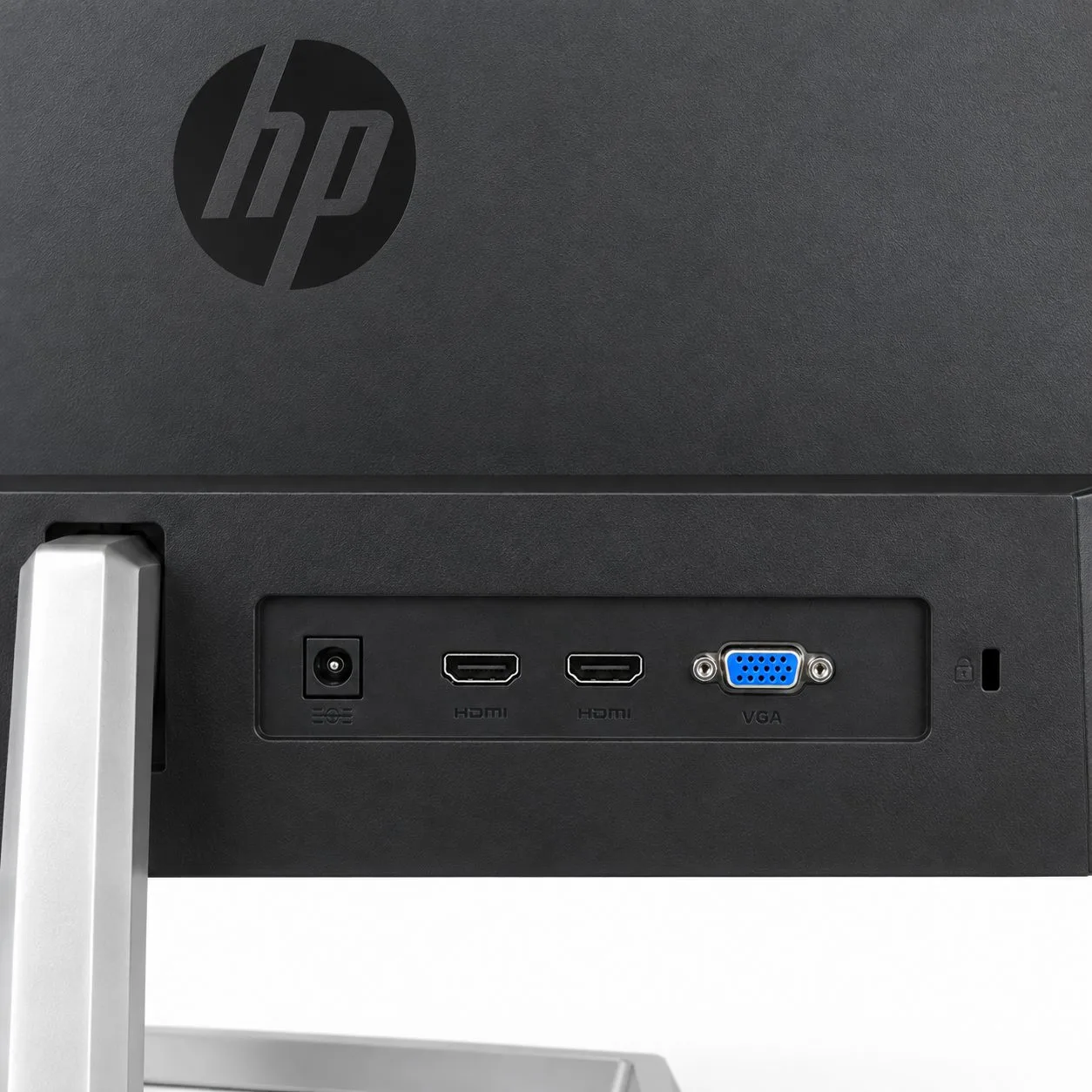 Écran HP M32f